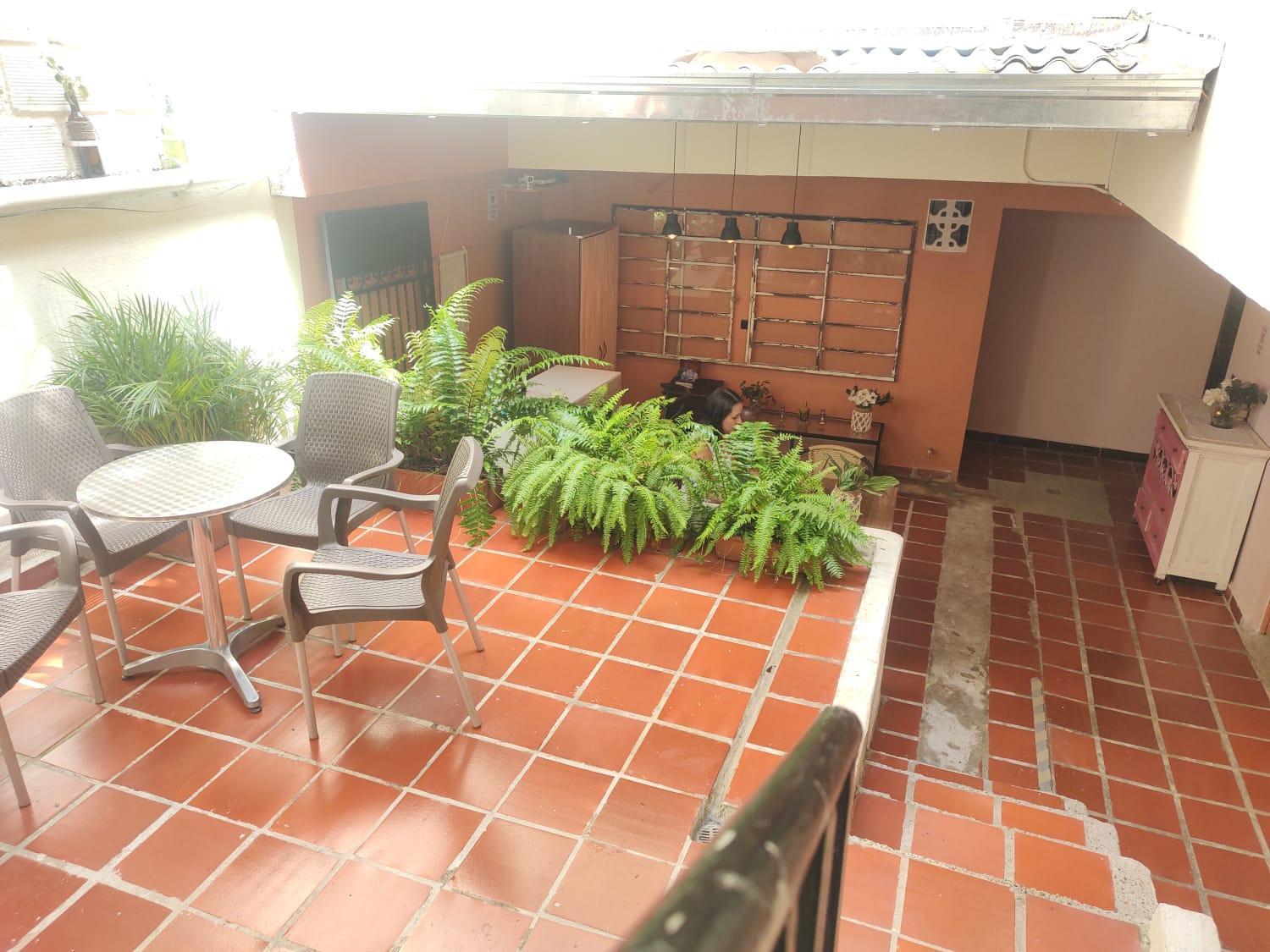 Casa Primavera Hostal Меделин Екстериор снимка